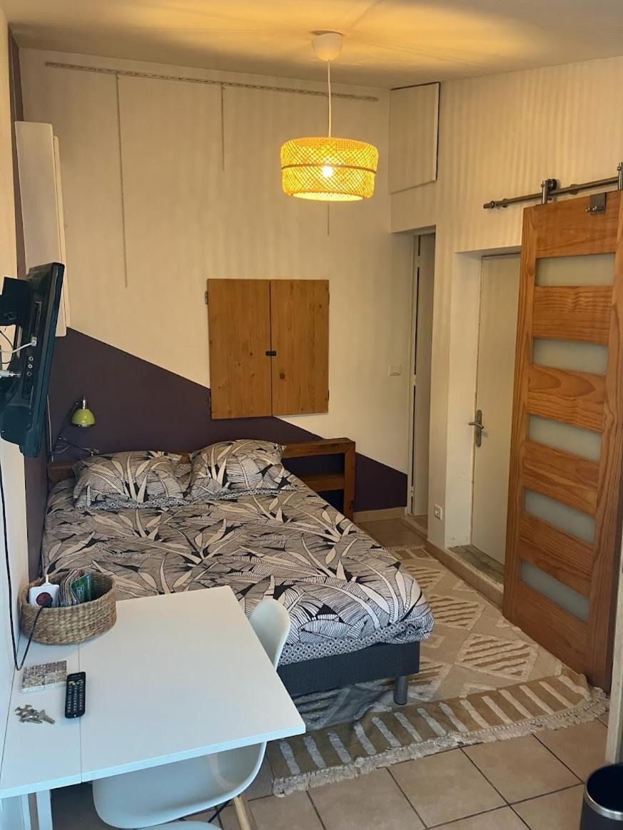 Le Nid Castries - Charmant Logement Complet Et Equipe Centre Castries Proche Montpellier Ngoại thất bức ảnh