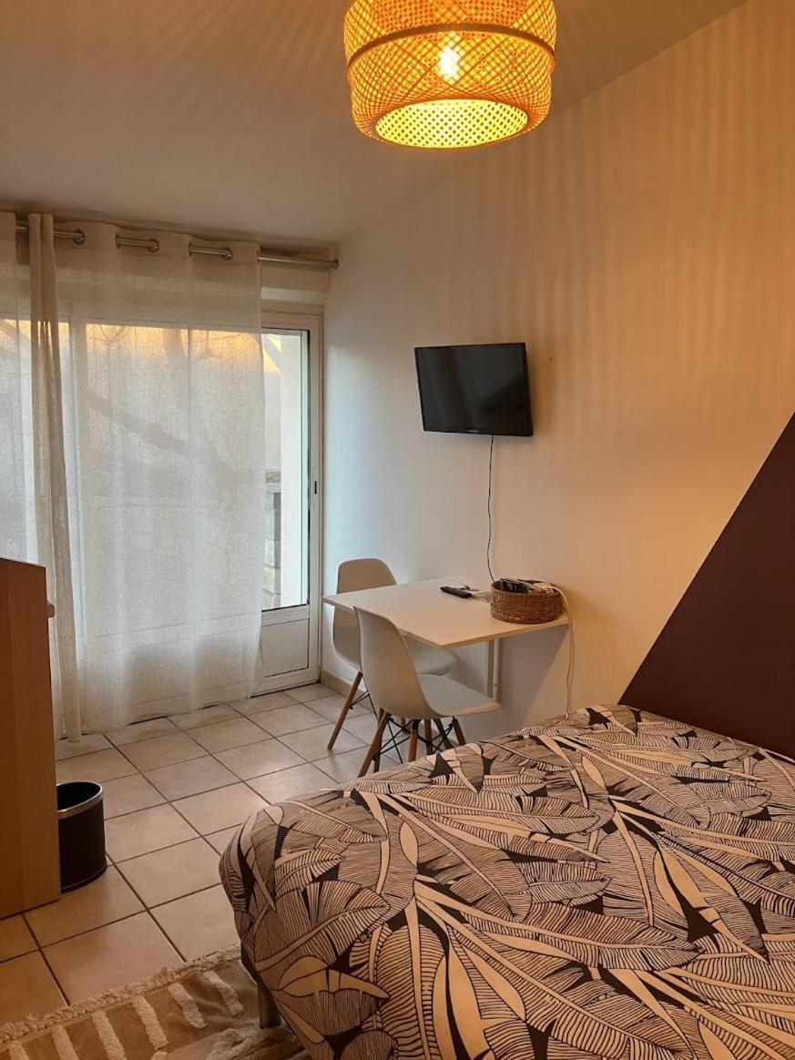 Le Nid Castries - Charmant Logement Complet Et Equipe Centre Castries Proche Montpellier Ngoại thất bức ảnh