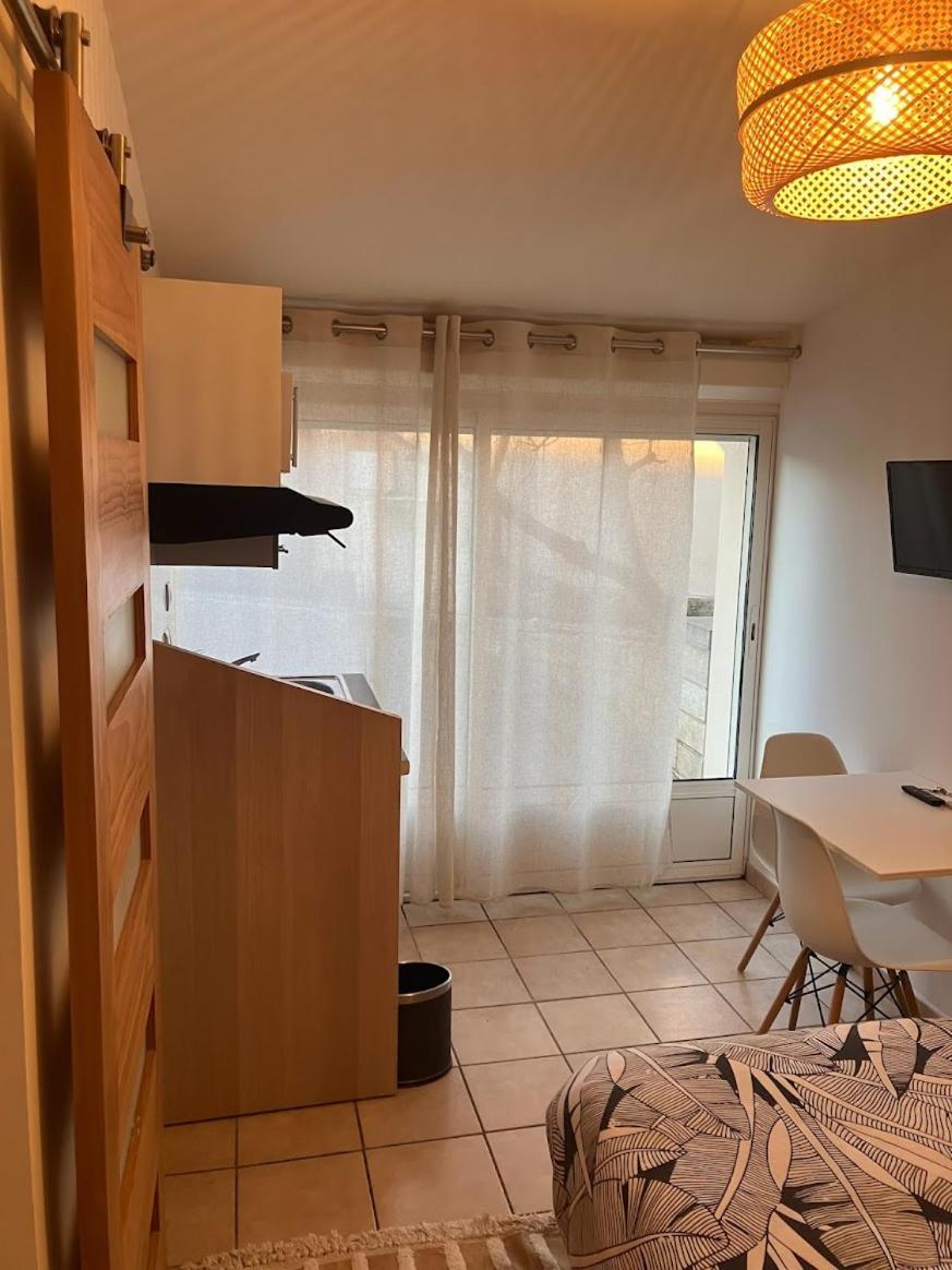 Le Nid Castries - Charmant Logement Complet Et Equipe Centre Castries Proche Montpellier Ngoại thất bức ảnh