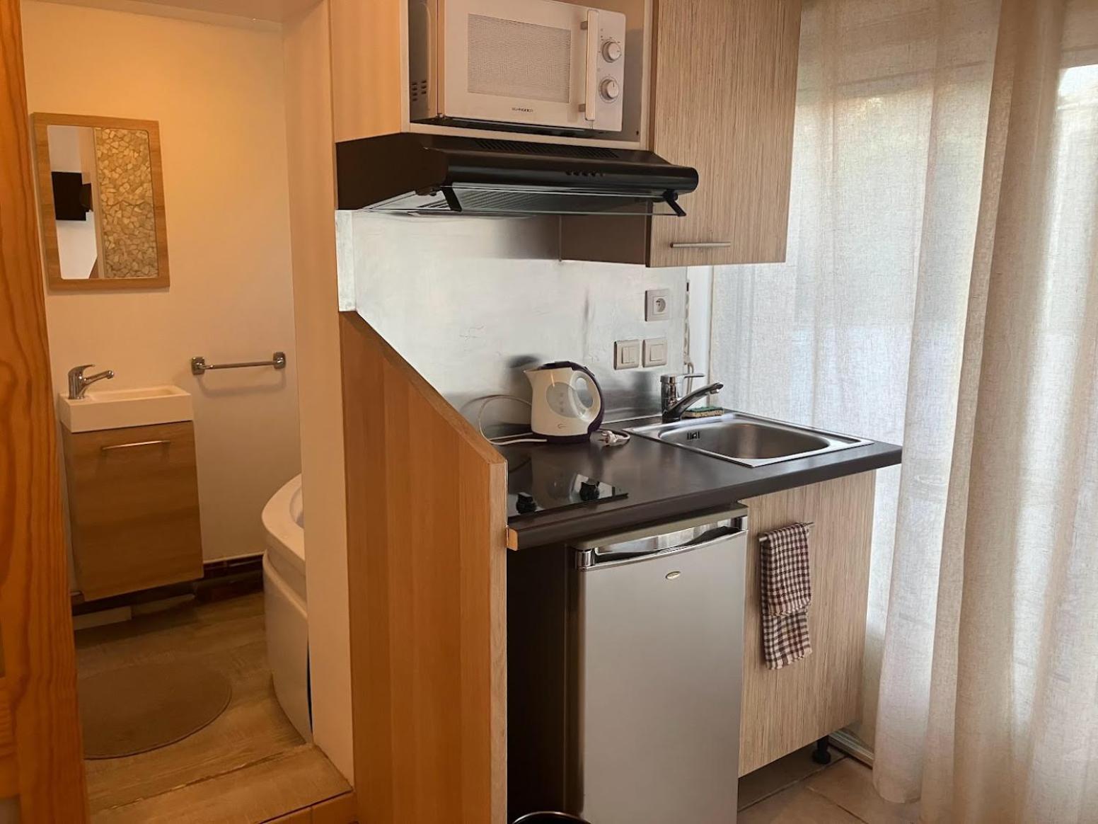 Le Nid Castries - Charmant Logement Complet Et Equipe Centre Castries Proche Montpellier Ngoại thất bức ảnh